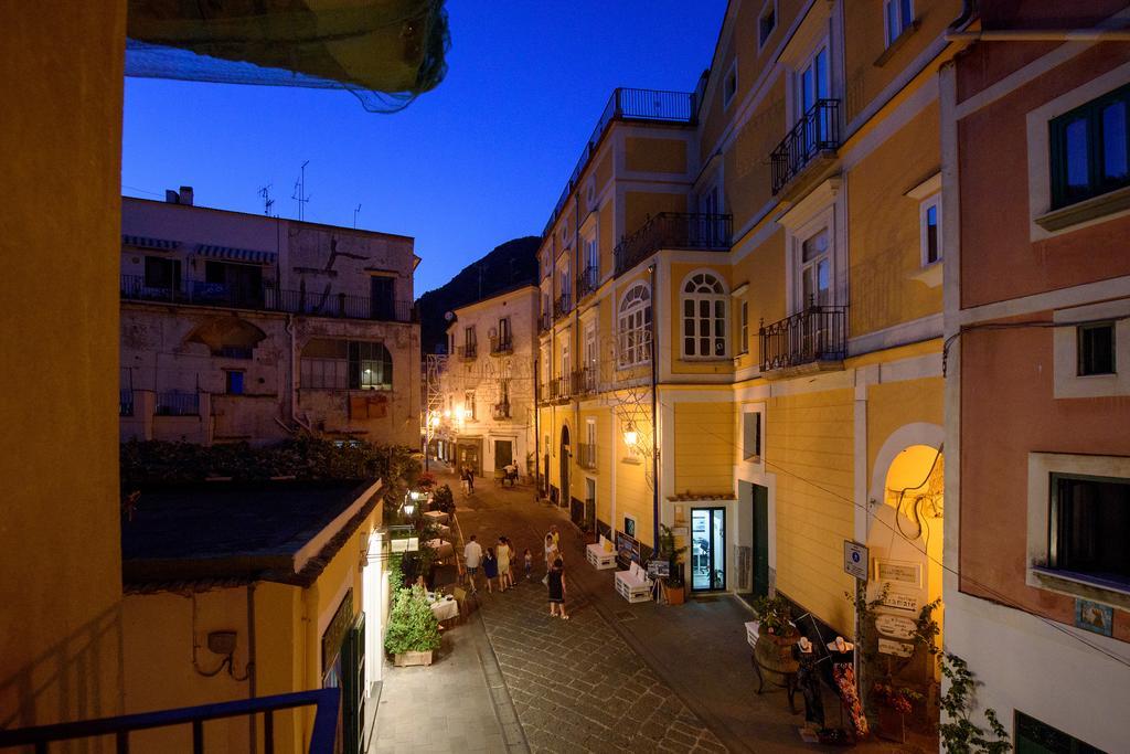 Al Corso By Amalfivacation Apartment